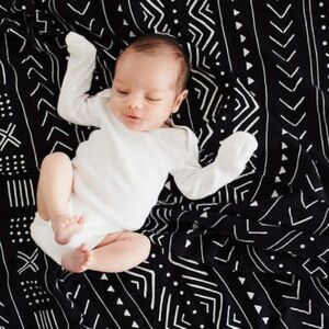 Loulou Lollipop Muslin Swaddle Black Mudcloth